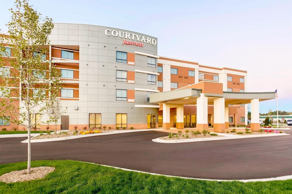 Courtyard Kalamazoo Portage main