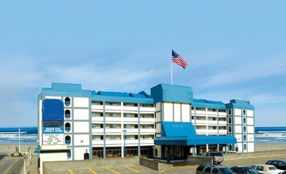 Shilo Inns Seaside Oceanfront main