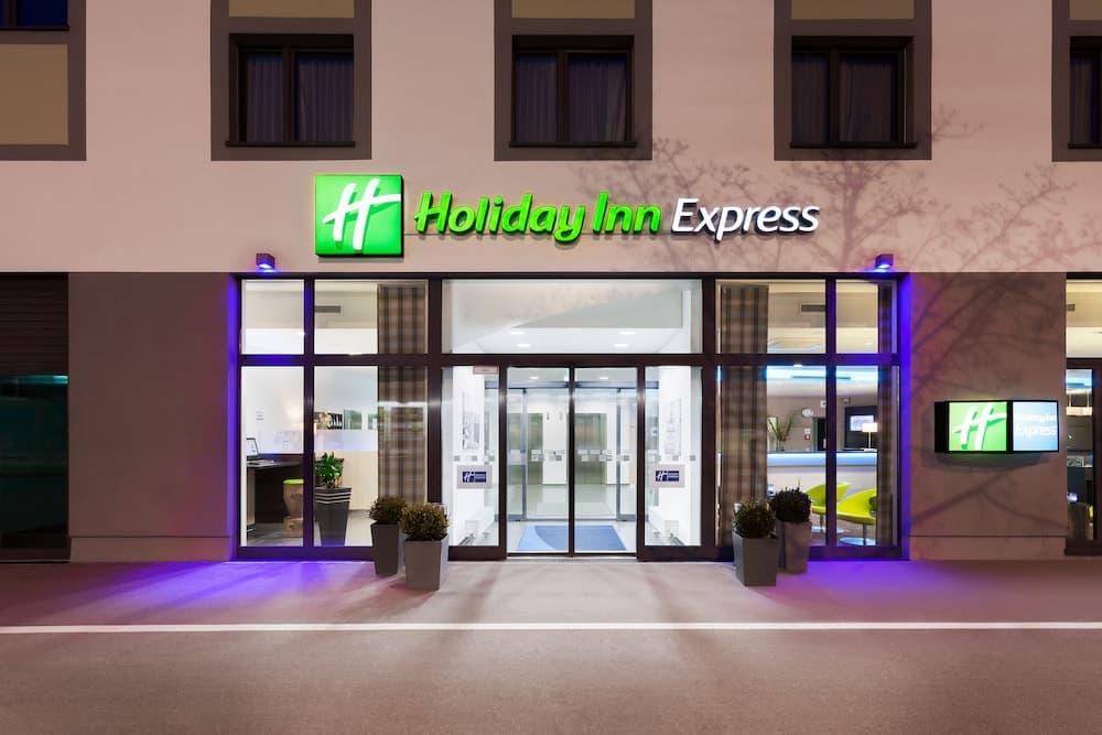 Holiday Inn Express Augsburg main