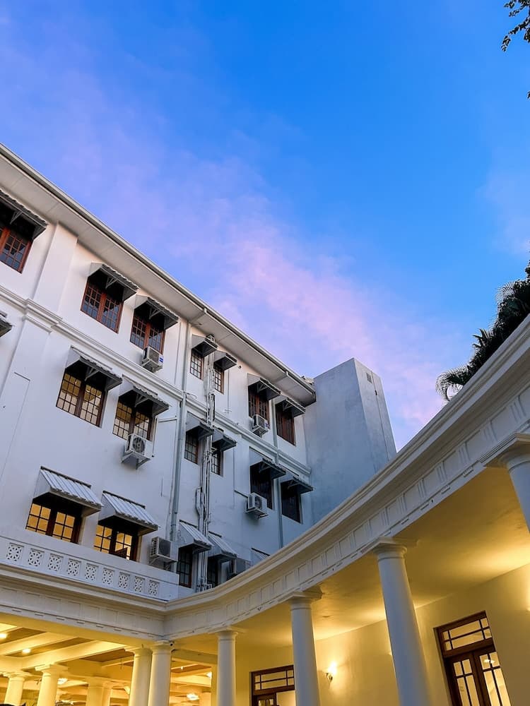 Hotel Suisse main