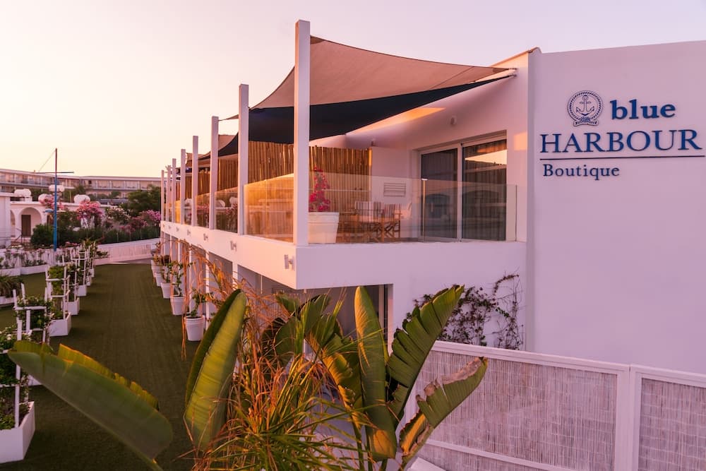 Blue Harbour Boutique Apartments main