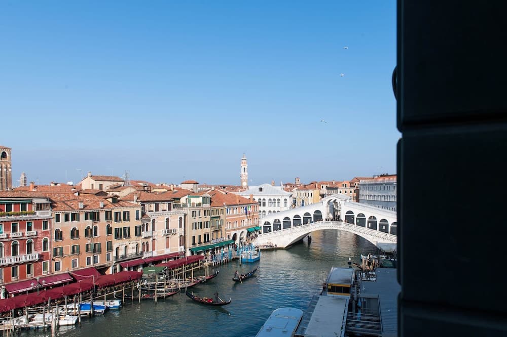 Palazzo Bembo main