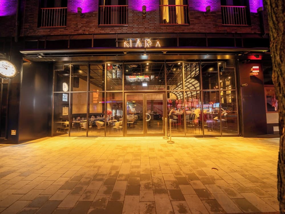 Hotel Am Beatles Platz main
