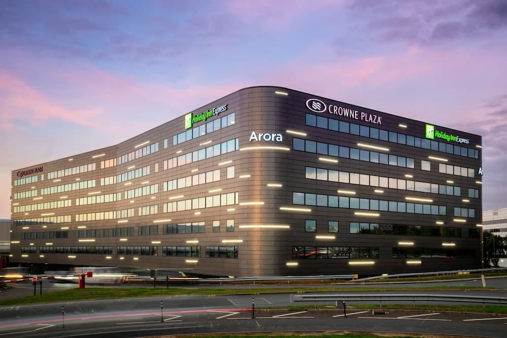 Crowne Plaza London Heathrow T4 main