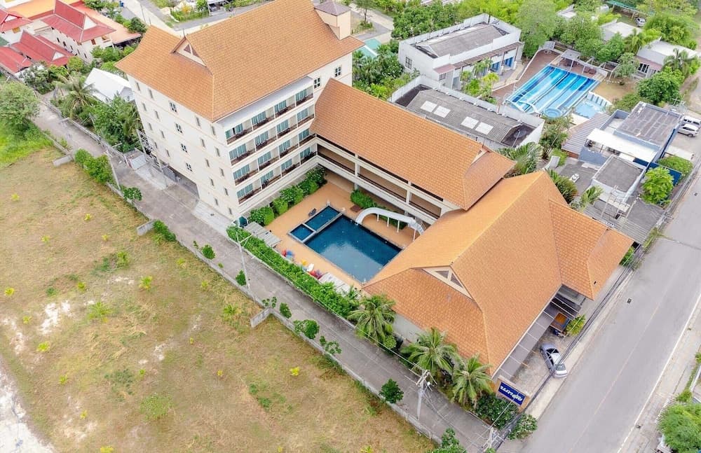 Napalai Resort & Spa main