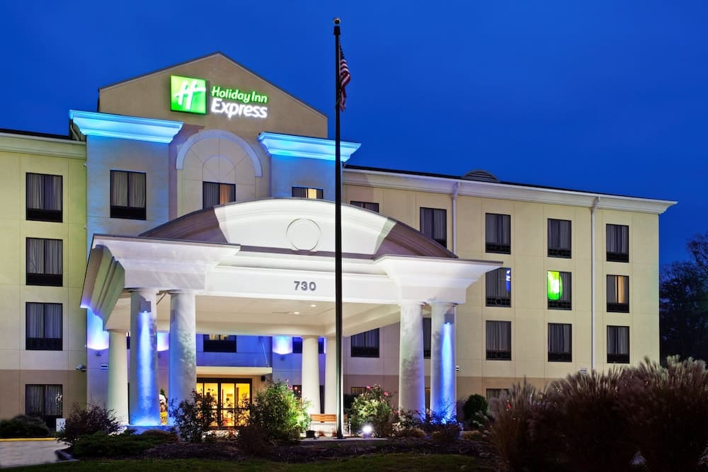 Holiday Inn Express Knoxville-Strawberry Plains main