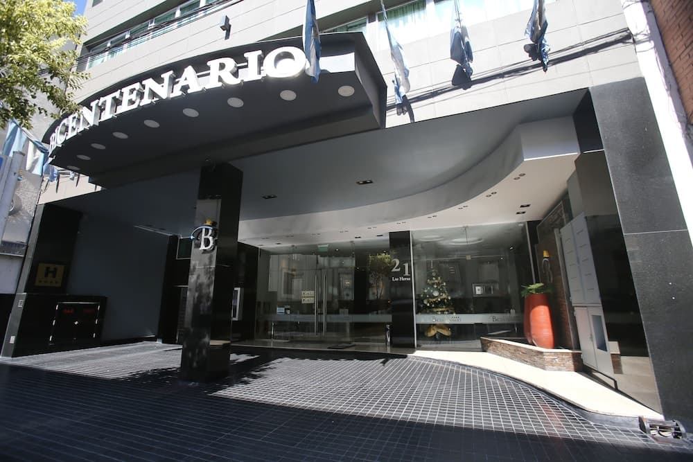 Hotel Bicentenario Suites & Spa main