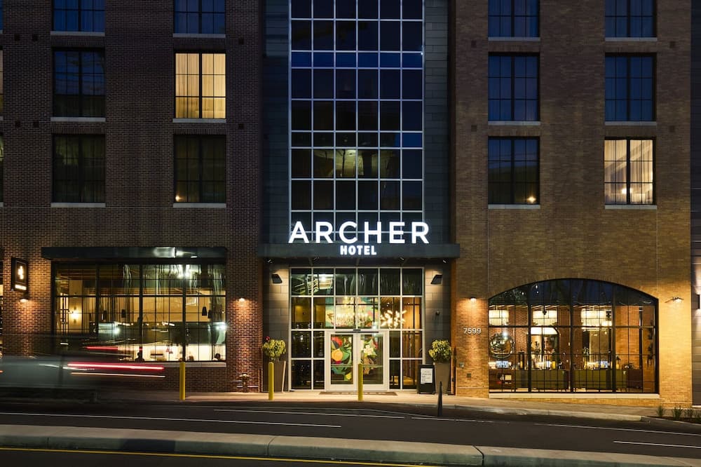 Archer Hotel Tysons main