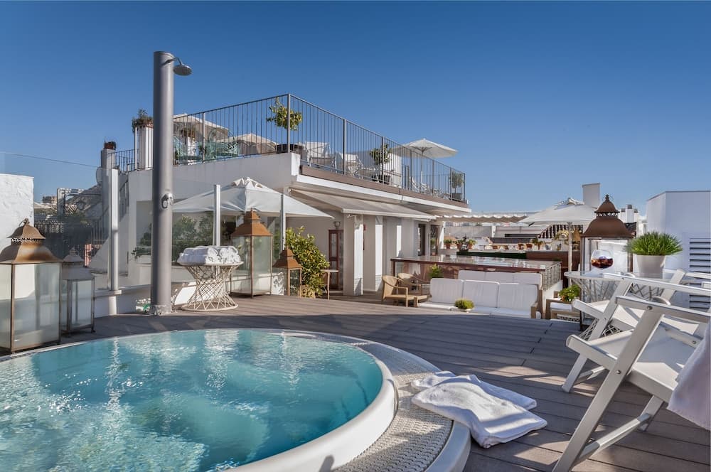 Amadeus main