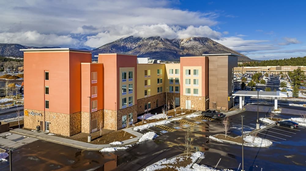 La Quinta Inn & Suites by Wyndham Flagstaff East I-40 main