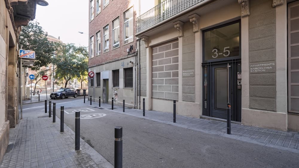 Apartments Barcelona Station main