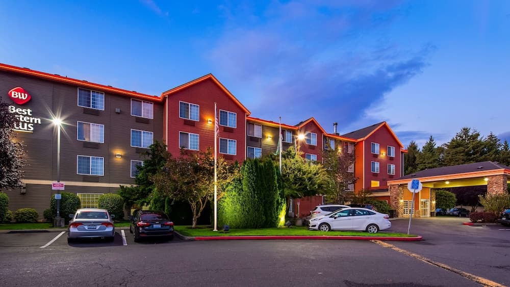 Best Western Plus Vancouver Mall Dr. Hotel & Suites main