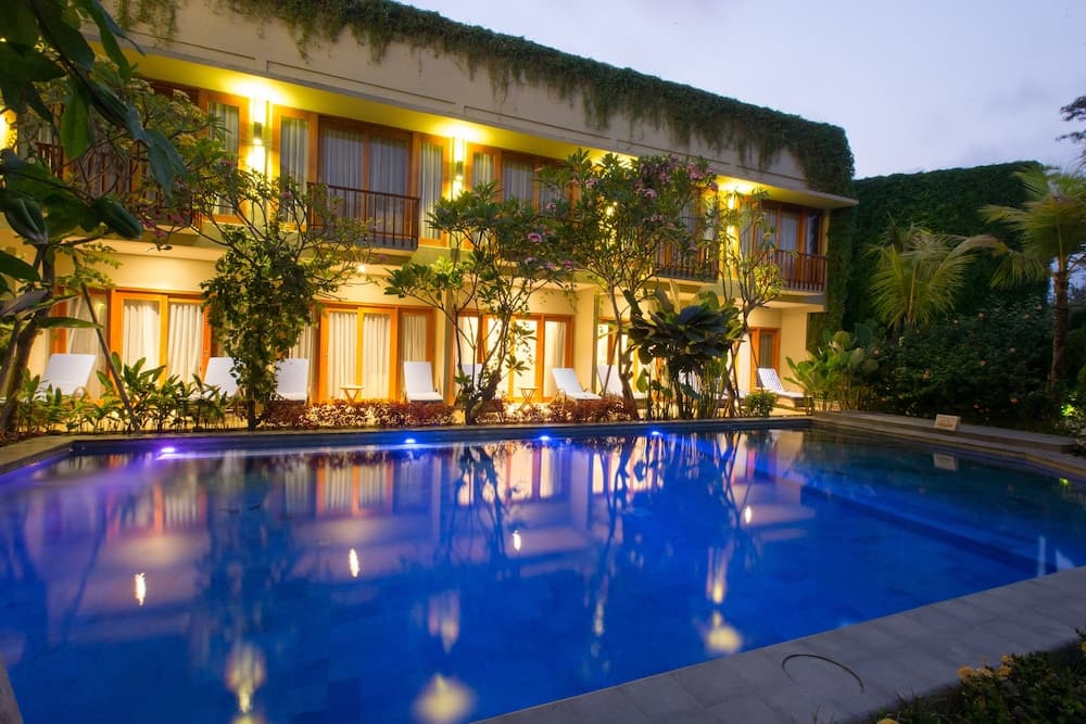 Ubud Wana Resort main