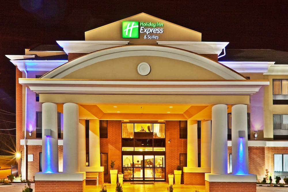 Holiday Inn Express & Suites Ponca City main