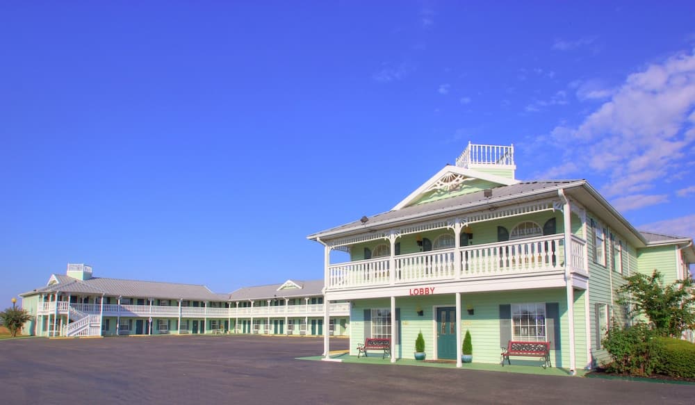 Key West Inn Tunica main