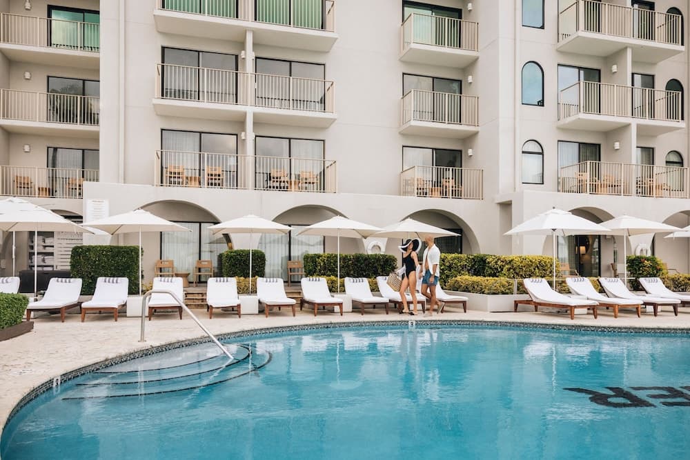 Grand Cayman Marriott Resort main