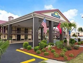 Days Inn By Wyndham West Memphis main