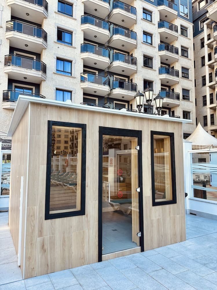 Apartamentos Nuria Sol main