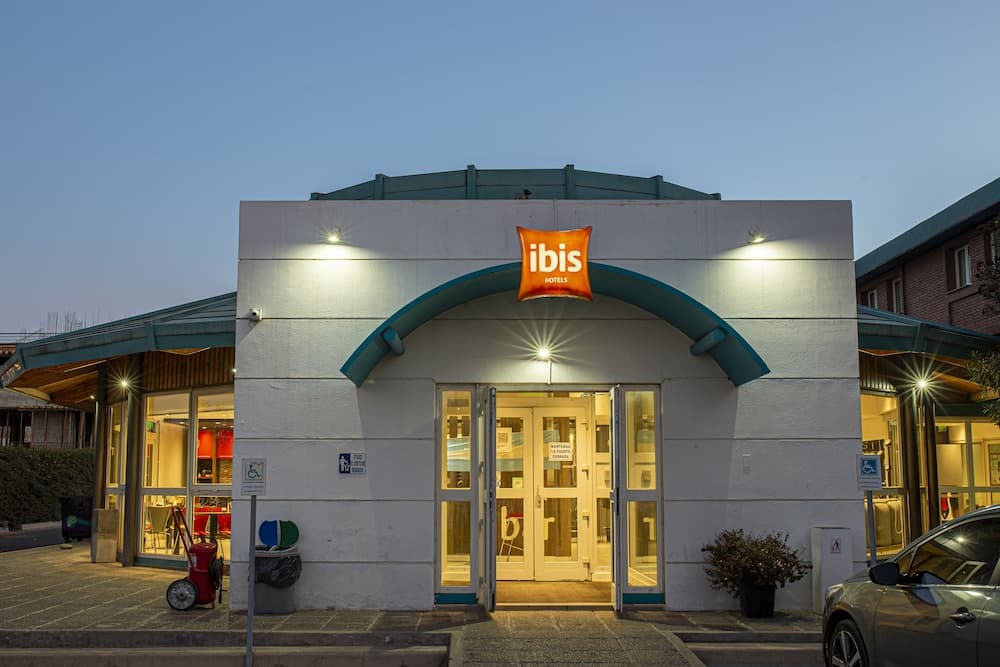 Hotel Ibis Mendoza main