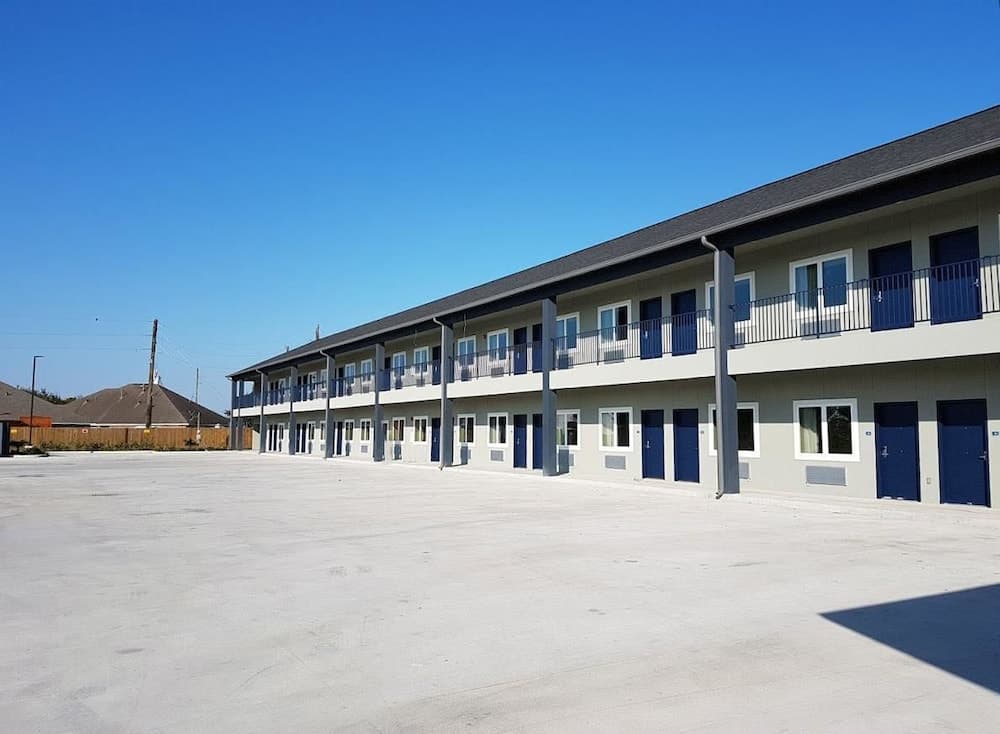Guesthouse Inn Houston/Cypress main