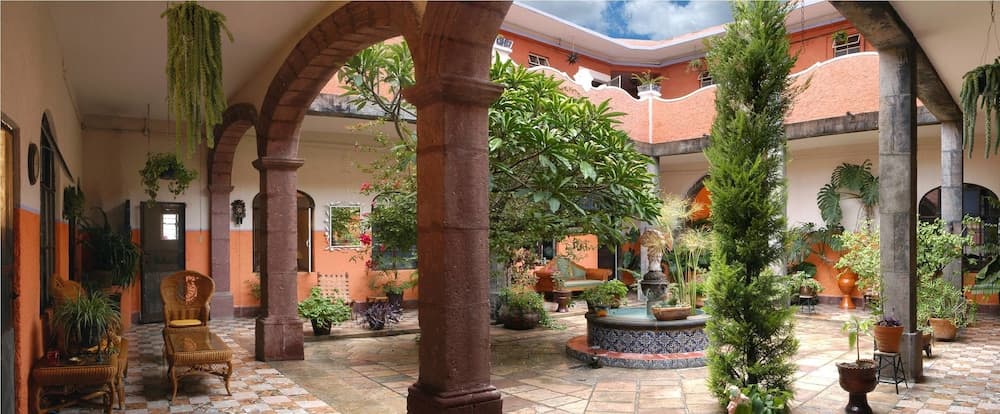 Suites Santo Domingo main