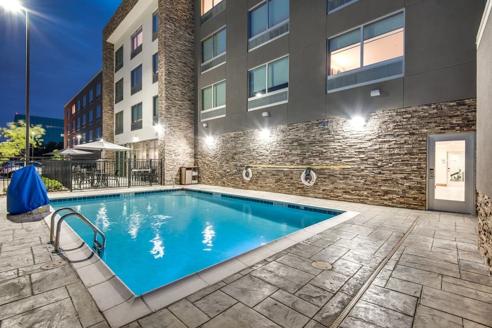Holiday Inn Express Suites Dallas North Addison main