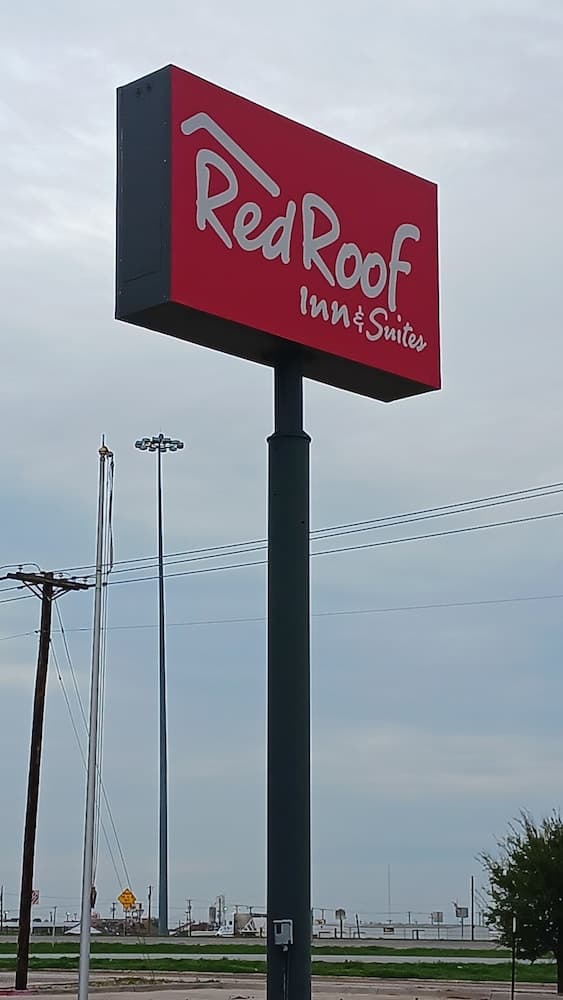 Red Roof Inn & Suites Midland main