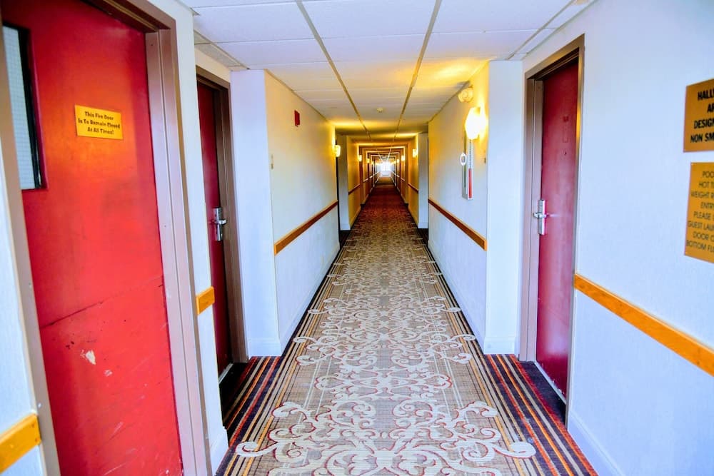 Douglas Inn & Conference Center