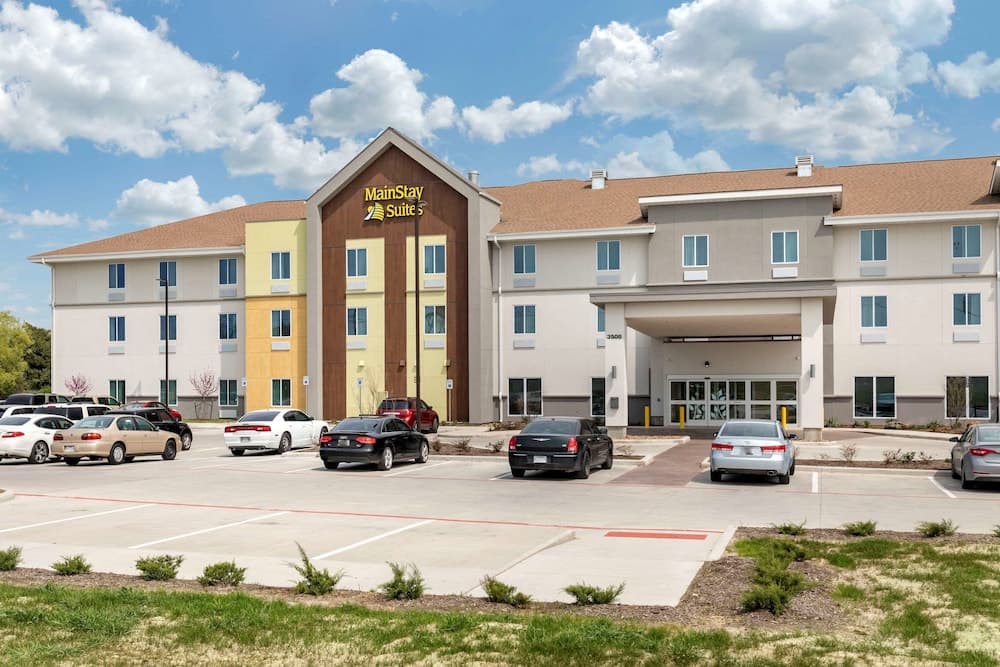 Mainstay Suites Lancaster Dallas South main