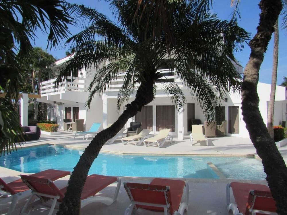 Bubali Villa & Apartments main
