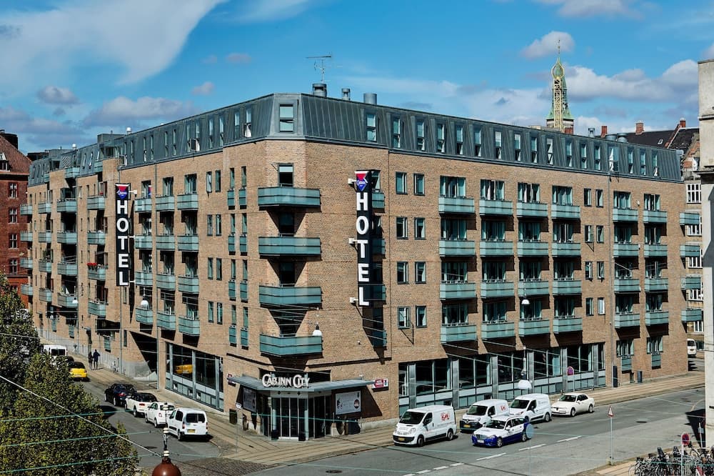 Cabinn City Hotel main