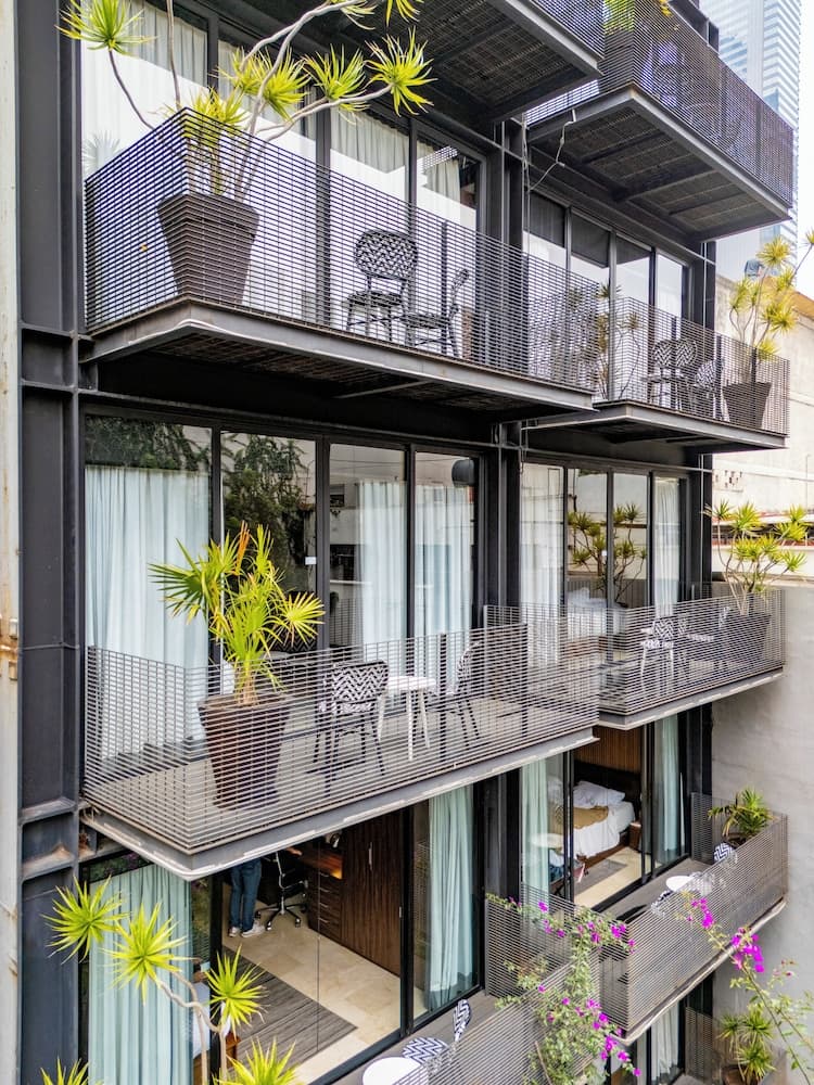 Mx Grand Suites