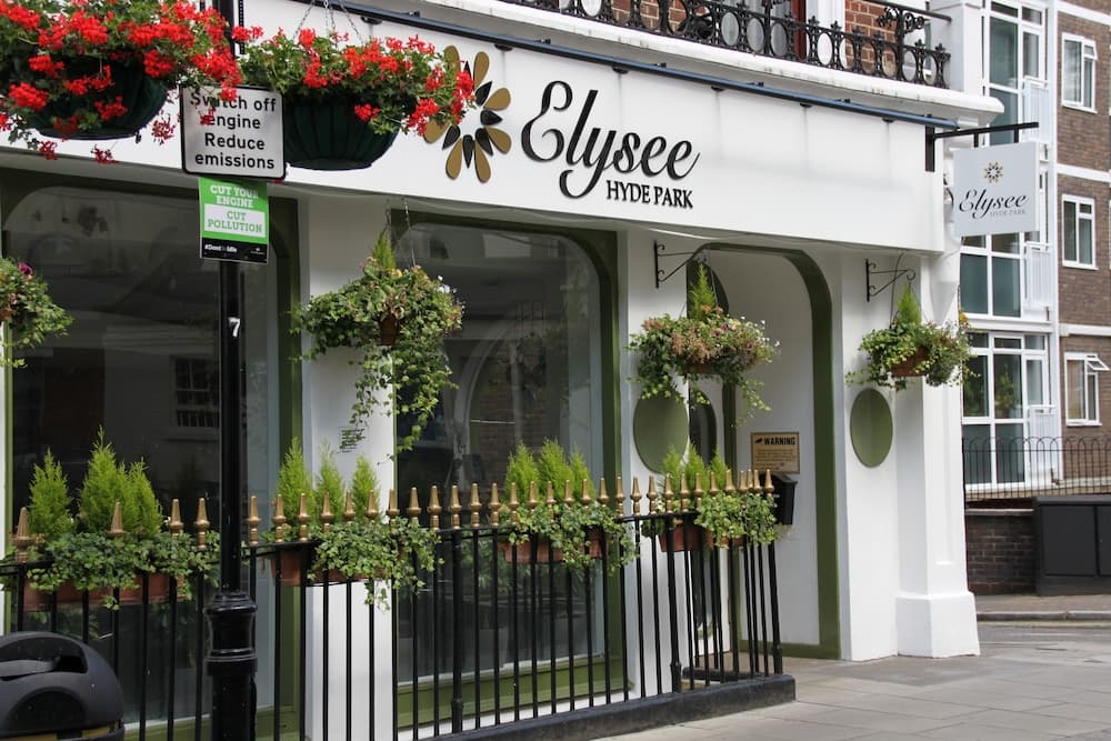 Elysee Hyde Park main