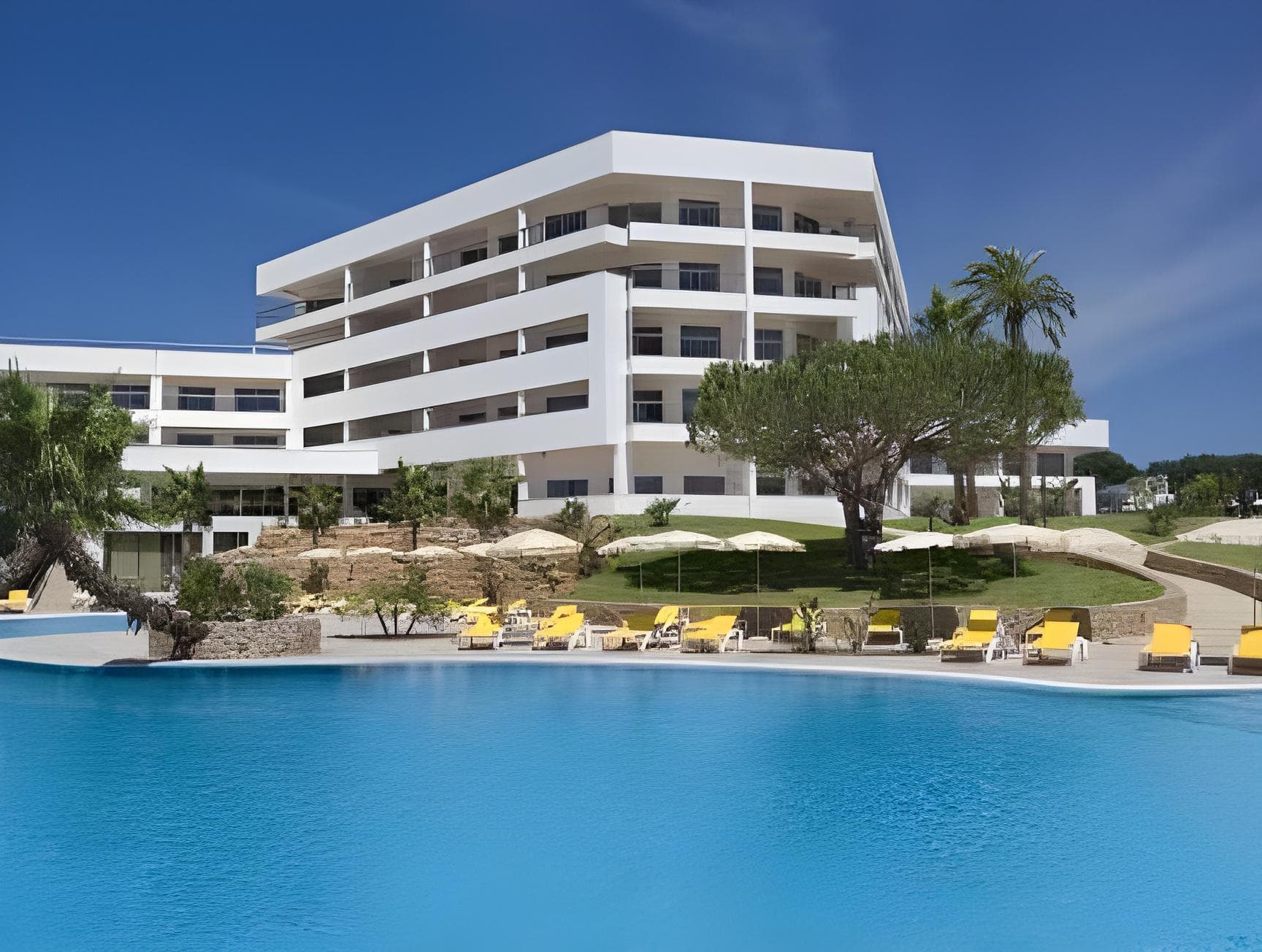 Alfagar Aparthotel main