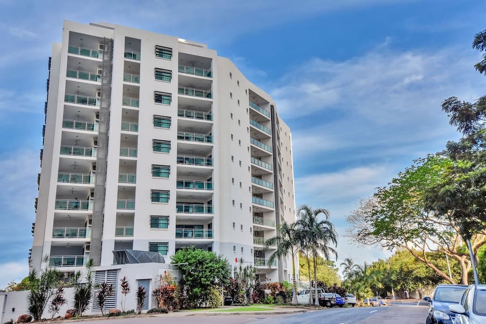 Argus Apartments Darwin main