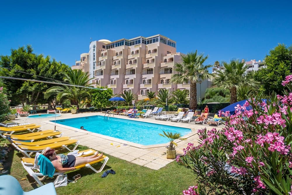 Hotel Monica Isabel Beach Club main
