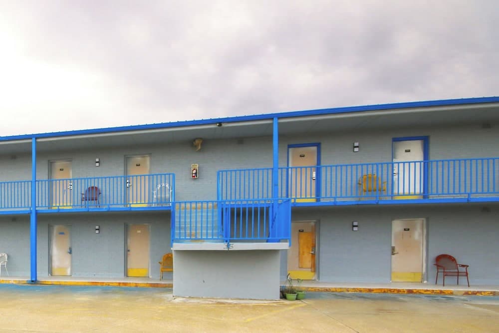 Marshall Lodge main