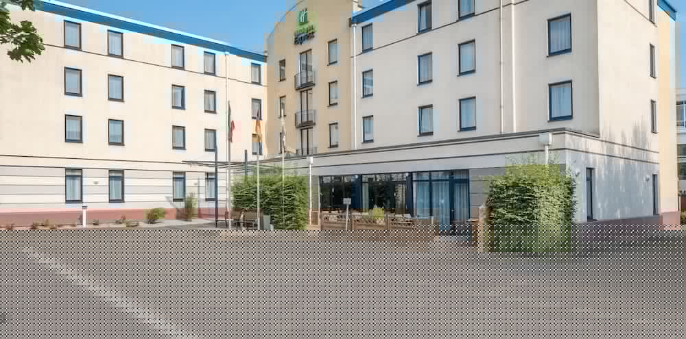 Holiday Inn Express Dortmund main