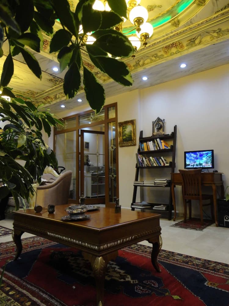Basileus Hotel main