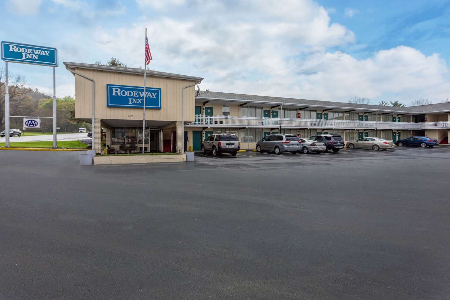 Rodeway Inn Clearfield Area main