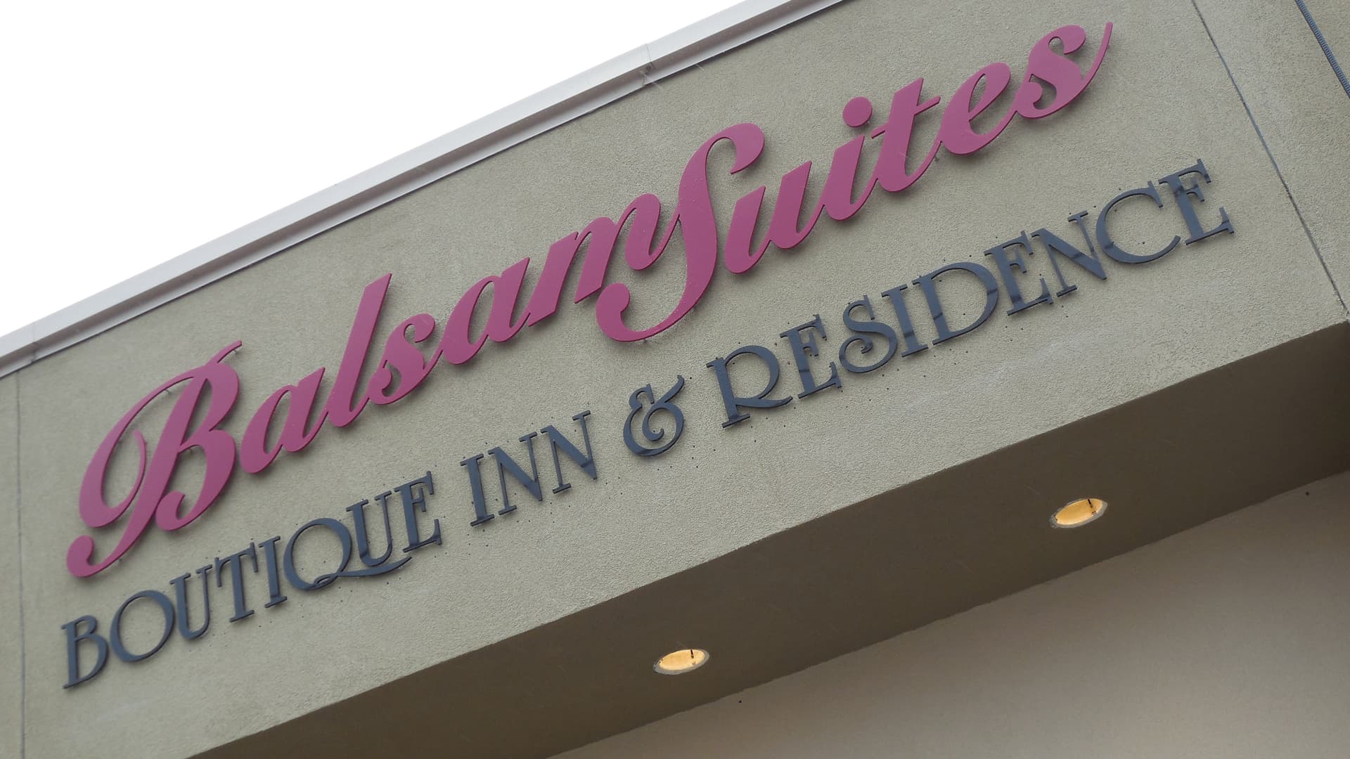 Balsam Suites Boutique Inn & Residence main