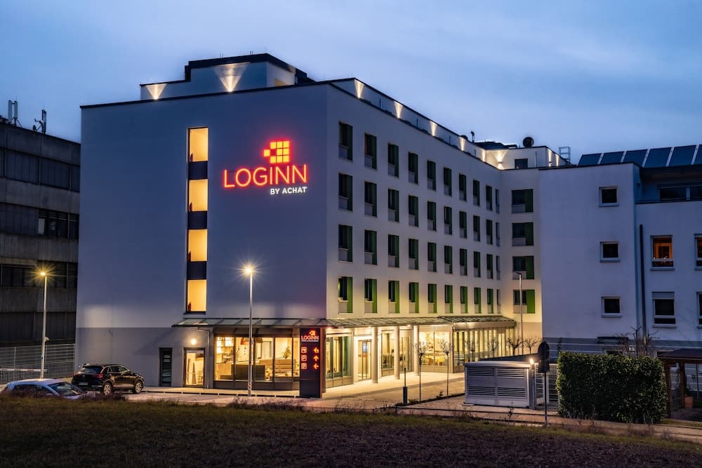 Loginn Hotel Stuttgart Zuffenhausen main