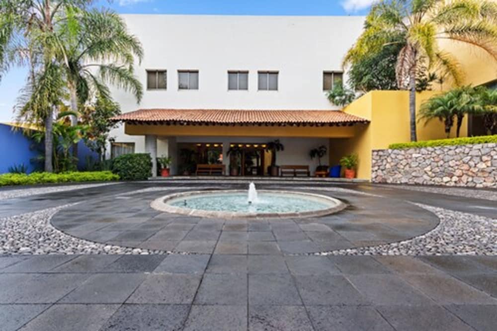 Hotel Rancho San Diego Grand Spa Resort main