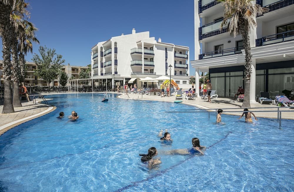 Pins Platja Apartments main
