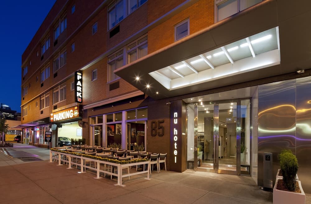 Nu Hotel main