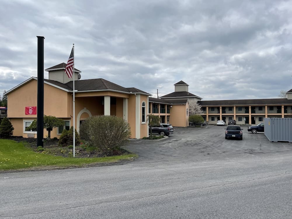 Red Roof Inn Weedsport main