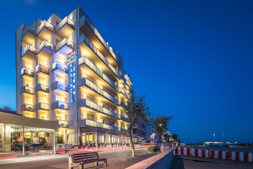 Hotel Karinzia main