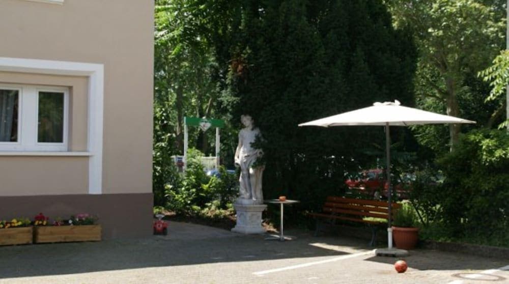 Hotel Isabella main
