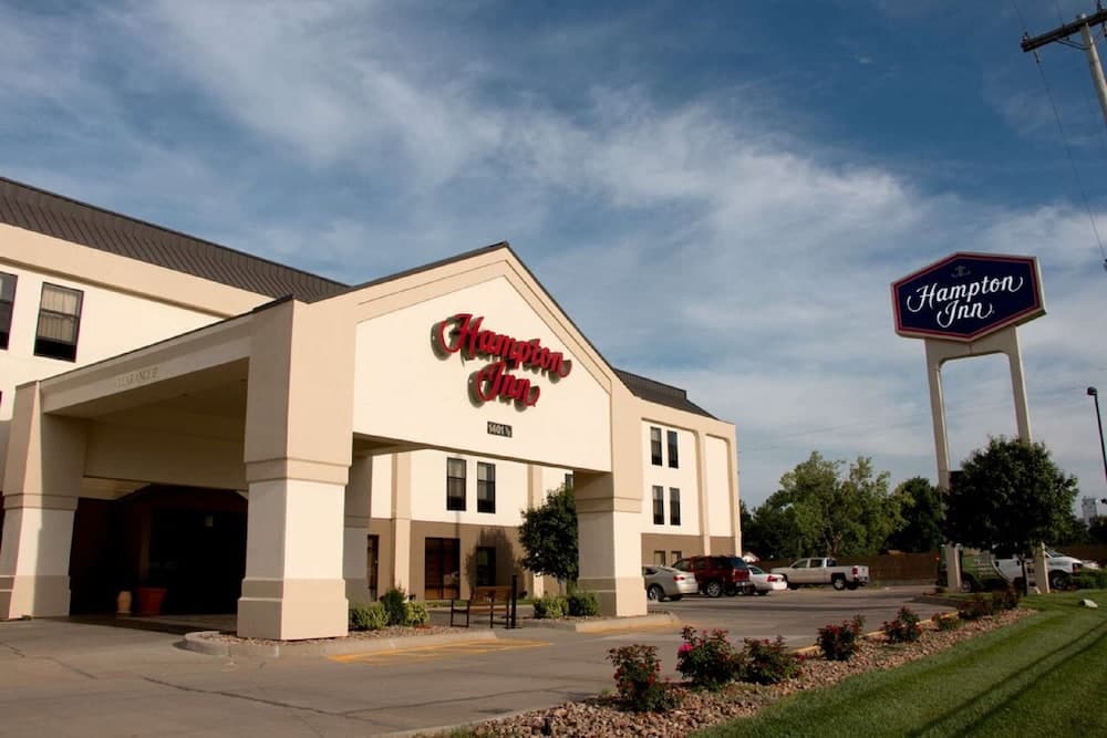 Hampton Inn Hutchinson main