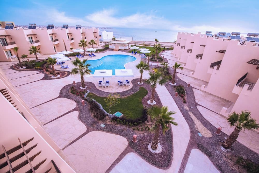 Sky View Suites Hotel main